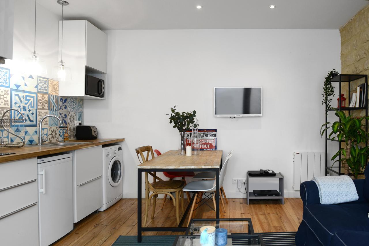 Paris-place De Clichy Apartment Paris