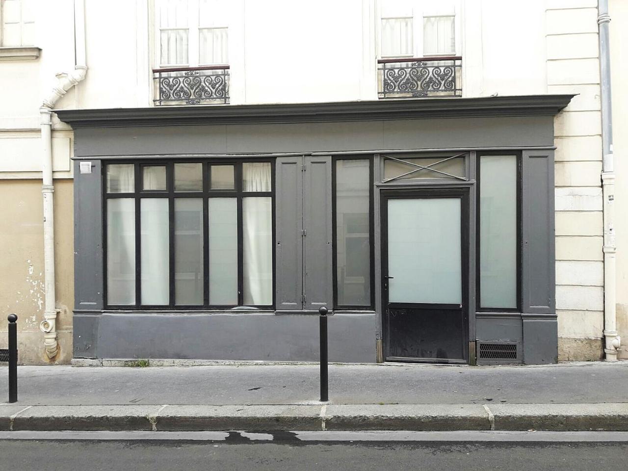 Apartment Paris-place De Clichy